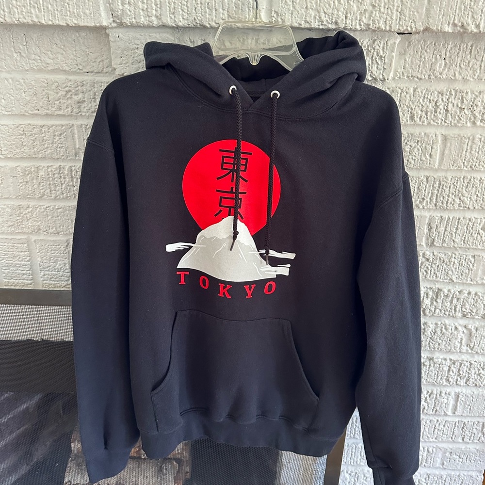 Tokyo Sweatshirt - unisex - very cool graphics!